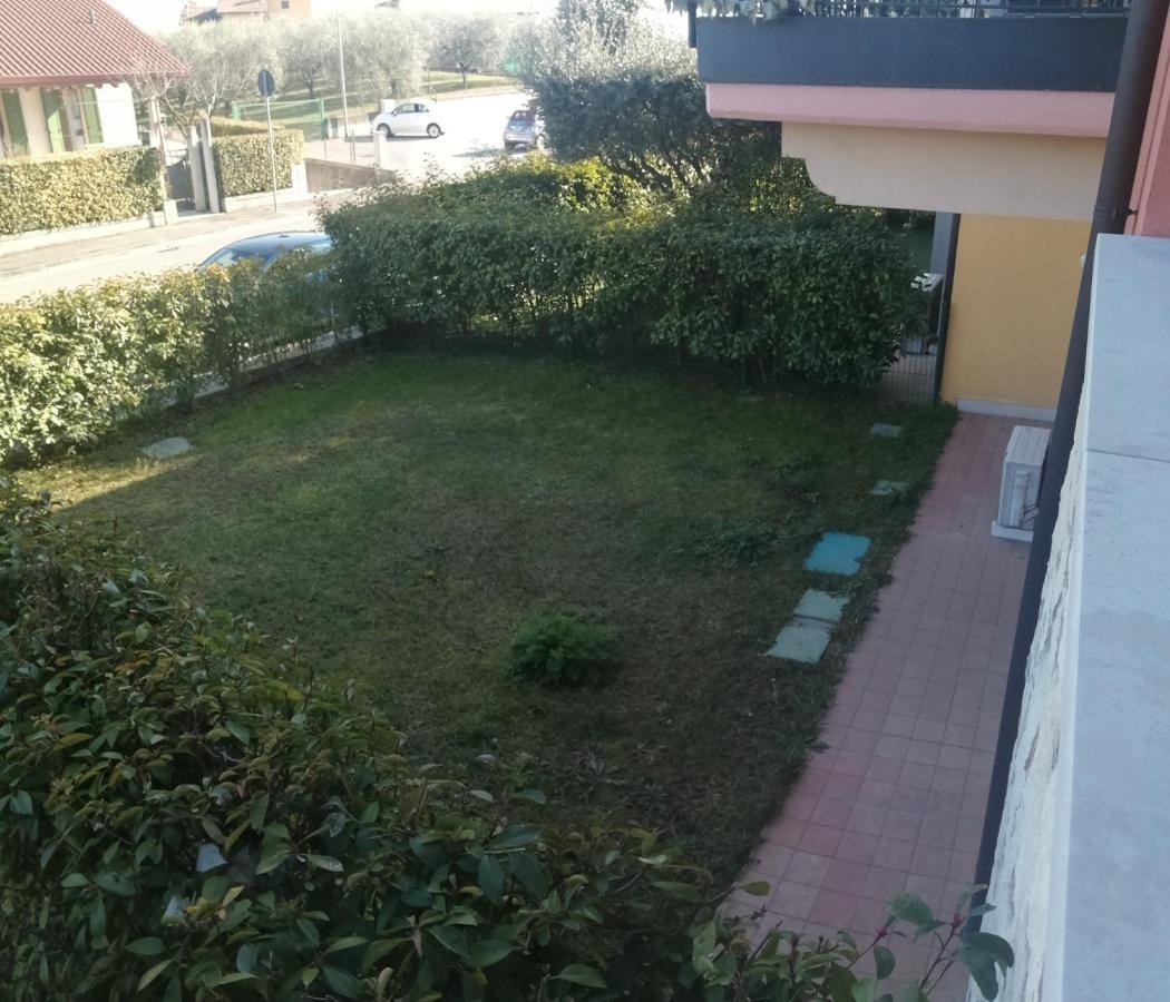 Casa Vacanze Da Riki Appartamento 1 Peschiera del Garda Exterior photo